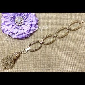 Kendra Scott gold Mia bracelet